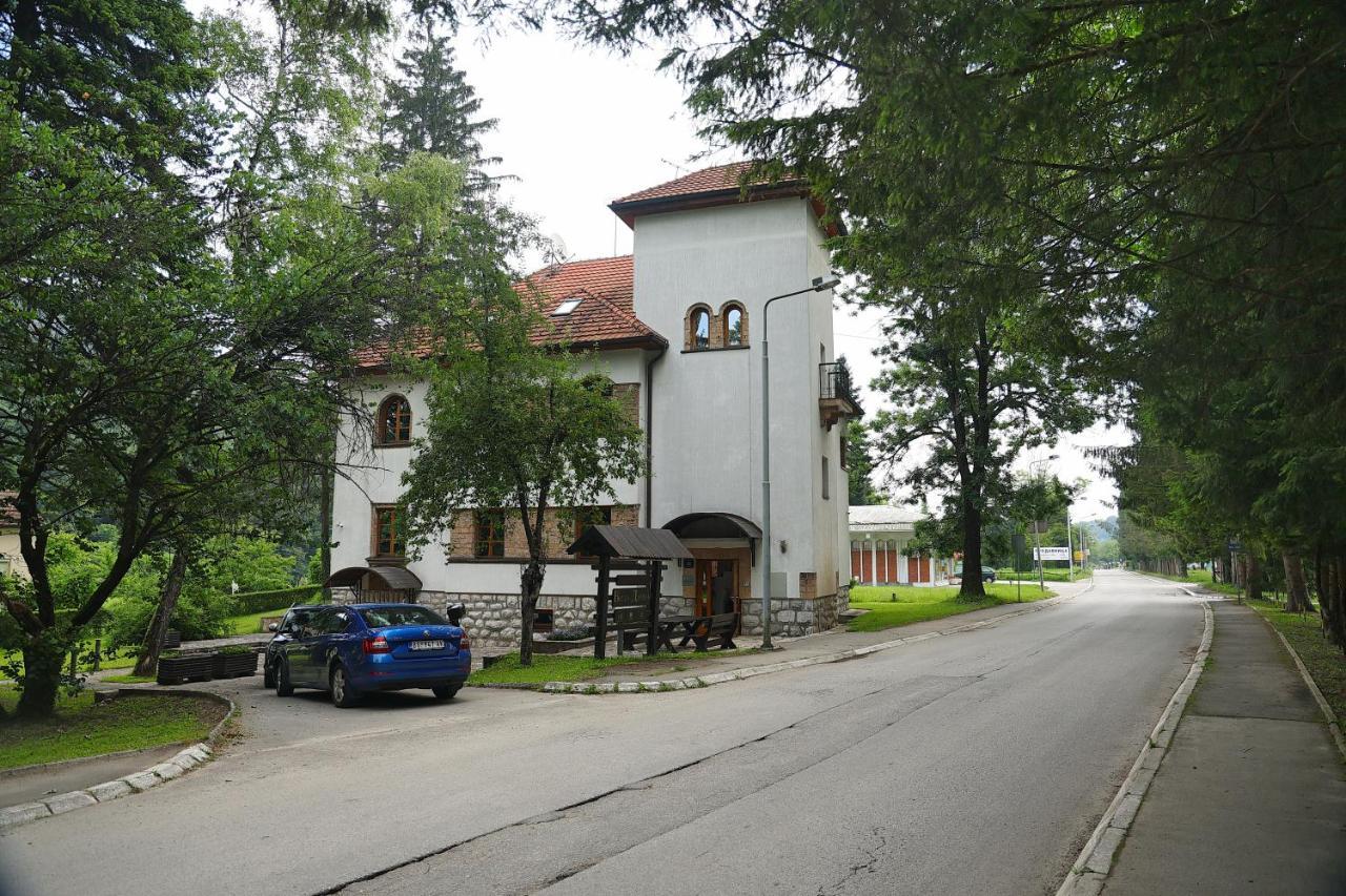 Garni Hotel Vila Drina Perucac Exterior photo