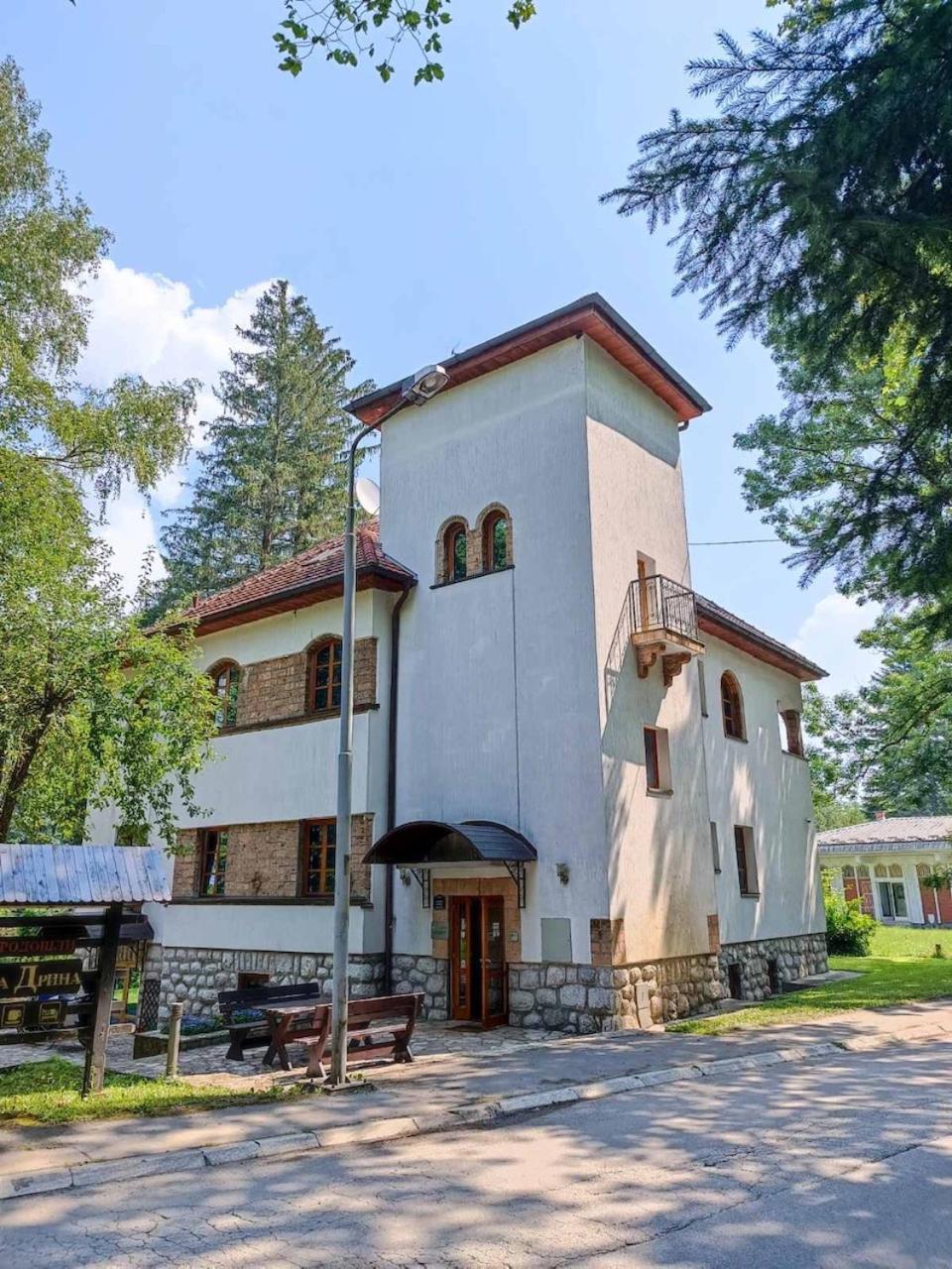 Garni Hotel Vila Drina Perucac Exterior photo